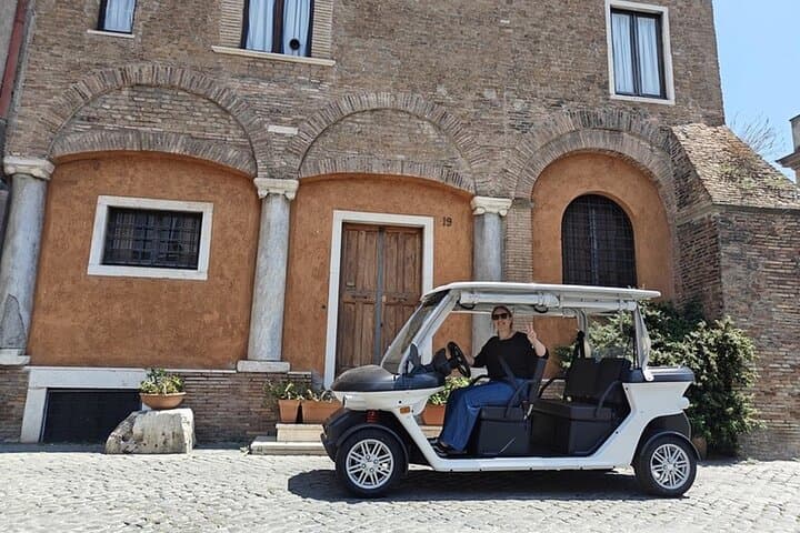 Private Golf Cart Tour in Rome: Panoramas, History & Trastevere photo 6