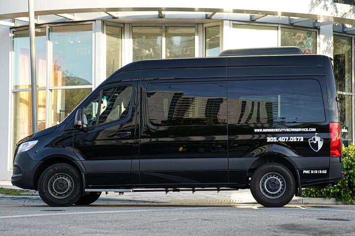 Miami Airport Executive Transfer Private Chauffeur Service to MIA photo 3