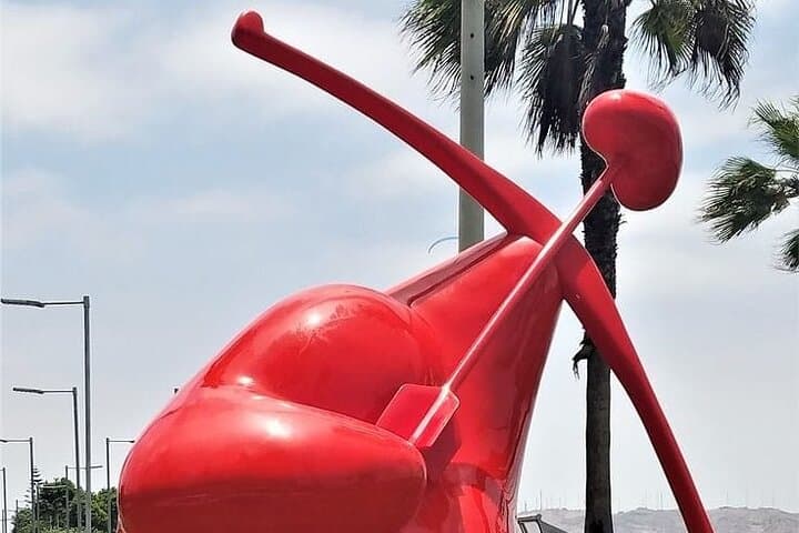 Miraflores & Barranco Walking Tour — Modern Lima Meets Bohemian Barranco photo 6