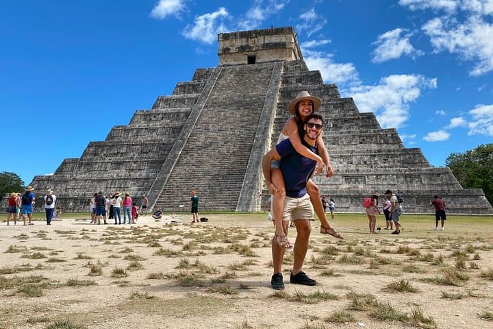 Full-Day Chichén Itzá Tour: Kukulkán Pyramid, Cenote Swim & Valladolid