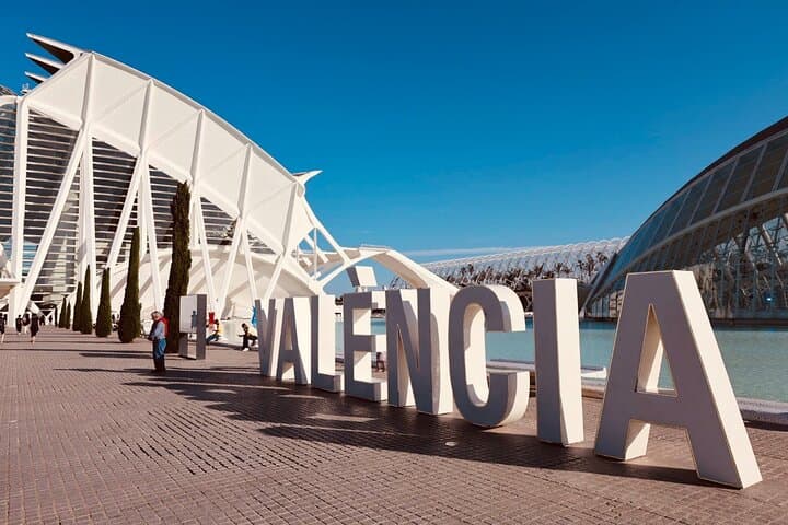 Ride Valencia: Top 25 Highlights Guided Bike Tour