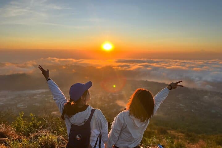 Mount Batur Sunrise Trekking: All-Inclusive Sunrise Hike & Volcano Breakfast