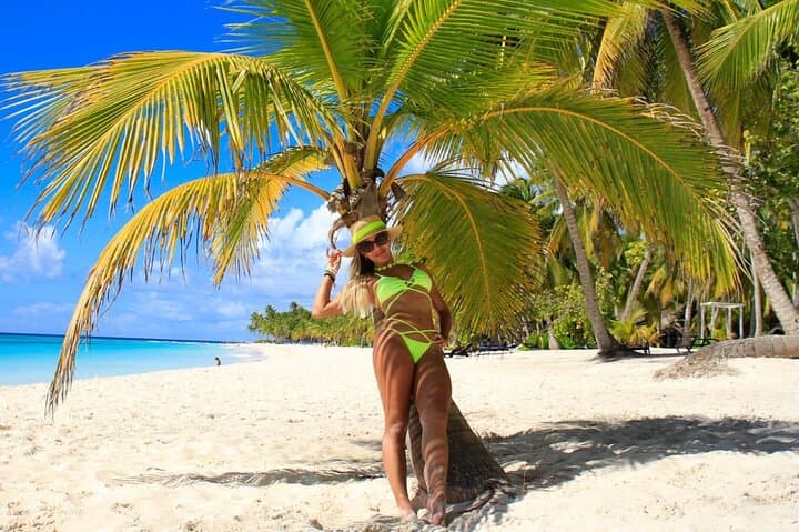 Saona Island Full-Day Excursion from Punta Cana — Natural Pool, Sea Stars & Catamaran Party photo 4