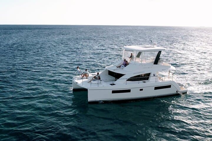 Exclusive Waikiki Yacht Snorkel: Private 43-Foot Cruise with Lunch and Bevs photo 4