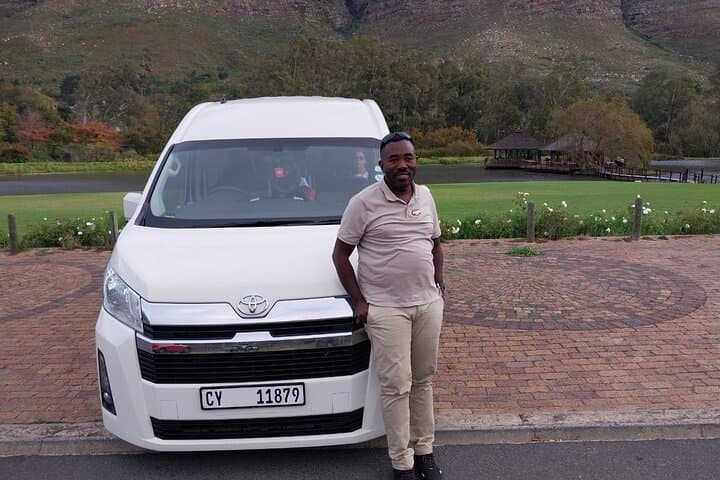 Private Chauffeur Driver in Cape Town — Flexible Transfers & Custom Tours