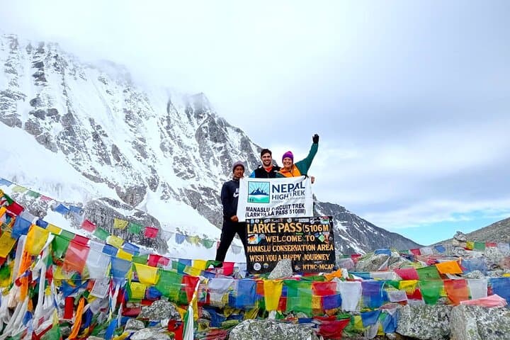 Manaslu Circuit Trek — Classic 10–15 Day High-Altitude Loop Around Mount Manaslu photo 5