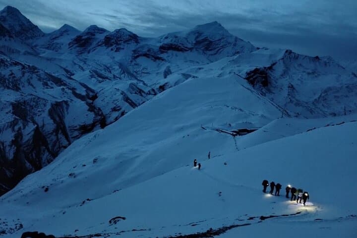Through High Passes: Annapurna Circuit 10-Day Trek from Besisahar to Muktinath photo 3