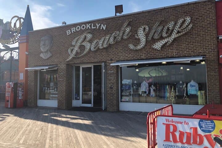 Private Coney Island Tour: Boardwalk Rides, Nathan's Hot Dogs & Atlantic Dip photo 4