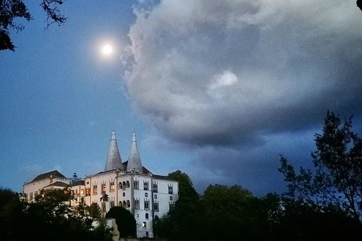 Twilight Hiking in Sintra: Guided Sunset Walk with a Local Writer photo 4