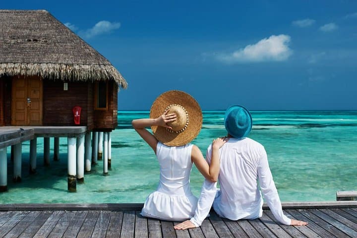 Honeymoon Adventure Across Sri Lanka: Beaches, Tea Trails & Wildlife in 8 Days photo 1