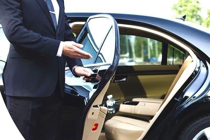 Private Boston Logan to Chatham Car Transfer — Door-to-Door Luxury Ride photo 4