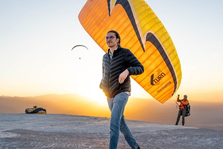 Sunset Paragliding Over Agafay Desert: Marrakech Evening Flight photo 4
