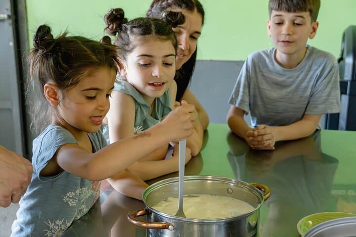 Finca El Paraiso: Hands-On Farm Cheese Tour Near Monteverde photo 5