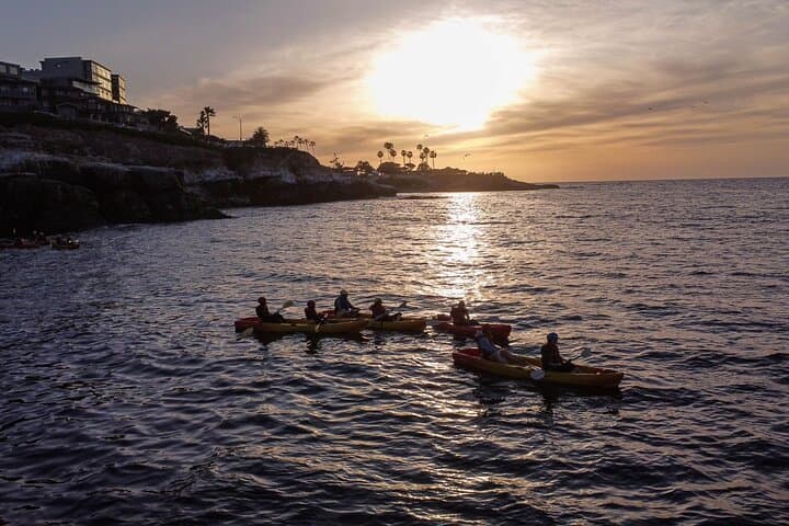 Sunset Kayak Adventure Through La Jolla Sea Caves photo 6