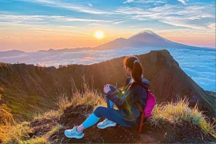 Two-Day Private Bali Waterfall Wonders Tour: Tukad Cepung, Tibumana & Jatiluwih photo 3