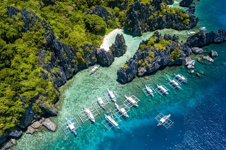 2-Week Palawan Adventure: El Nido, Coron & Puerto Princesa Island Hopping photo 3