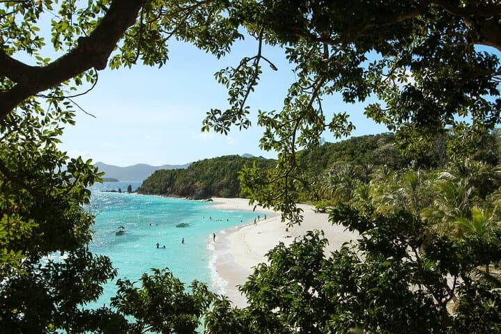 2-Week Palawan Adventure: El Nido, Coron & Puerto Princesa Island Hopping photo 2