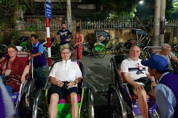 Hue Evening Cyclo Food Tour and Perfume River Folk Music Experience photo 4