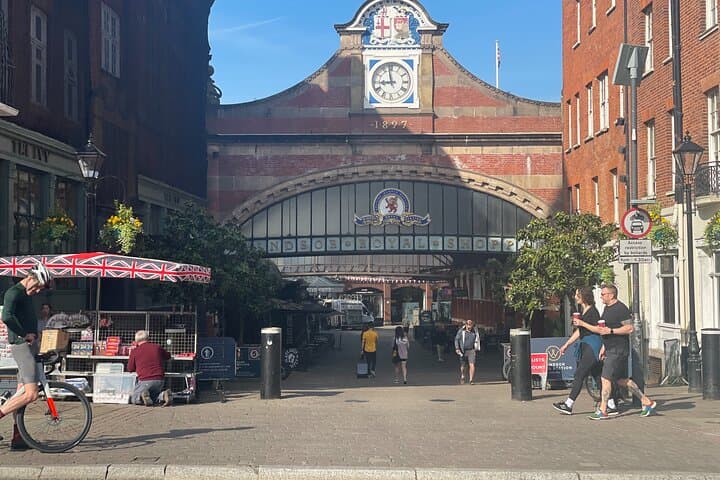 Windsor Small-Group Private Tour: Castle Visit, Thames Cruise & Ivy Brunch photo 6