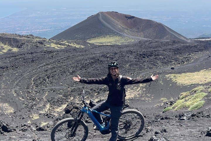 E‑Bike Excursion on Mount Etna — 1.25‑Hour Guided E‑MTB Tour of the South Flank photo 1
