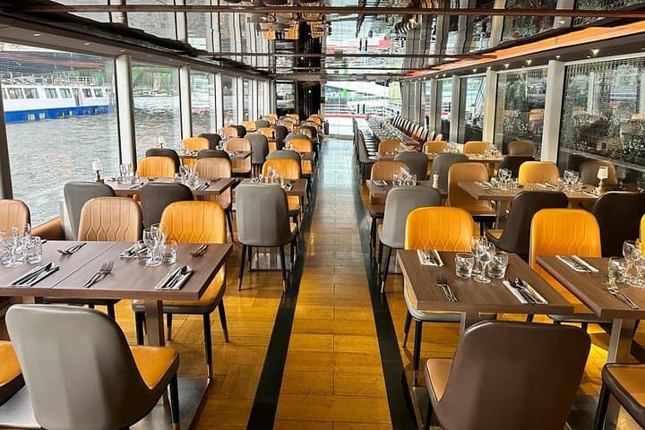 Seine Dinner Cruise from Pont Alexandre III — Evening River Dining & Landmark Views photo 6