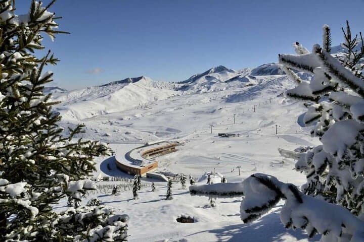Private Gusar and Shahdag Day Tour from Baku — Cable Cars, Tea Stops & Mountain Views