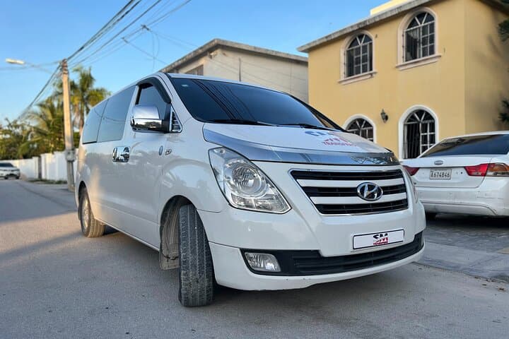 Punta Cana Private Airport Shuttle (PUJ) — Private Minivan Transfer to Hotel