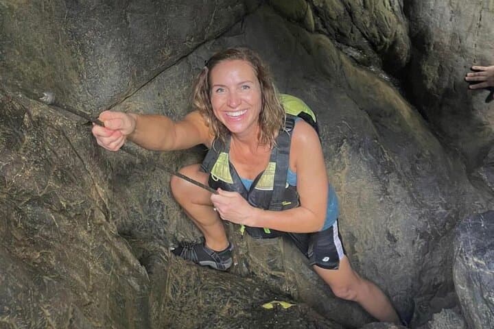 Private El Yunque Rainforest Day Tour with Transport — Guided Hike to Waterfalls & Beach Lunch photo 3