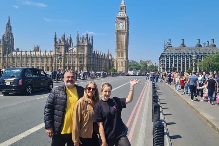 Westminster Black Cab Tour: Private 2-Hour Highlights with Hotel Pickup