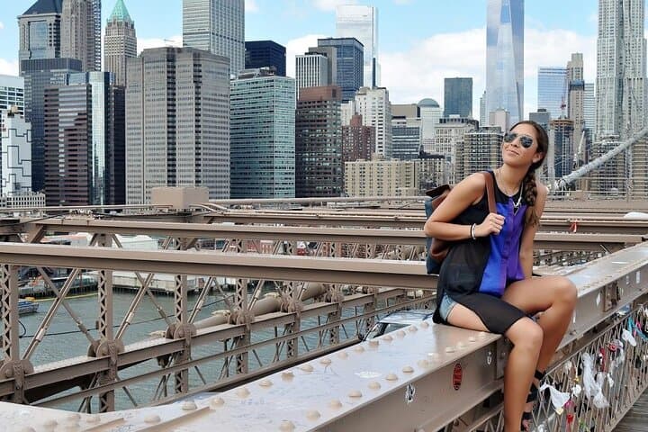 Brooklyn Bridge, Statue of Liberty and Manhattan Walking Tour — Dumbo to Battery Park photo 2