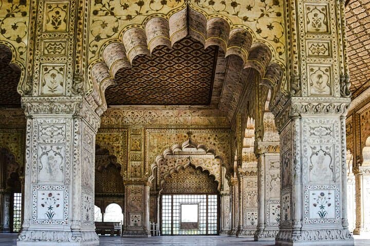 Taj Mahal Sunrise or Sunset Private Tour by Car — Agra Local Sightseeing photo 5