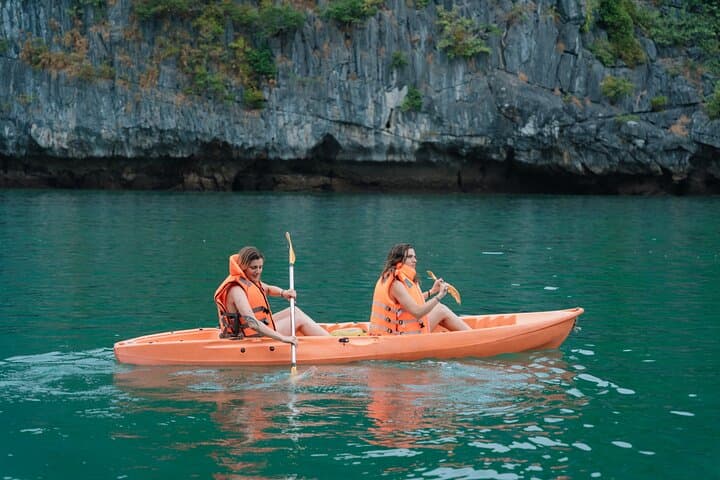 Explore Lan Ha Bay & Viet Hai Village: 2-Day Kayak, Cruise & Cycle Adventure photo 4