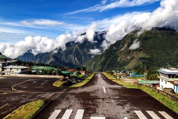 Helicopter Transfer from Lukla to Kathmandu: Scenic Flight Over the Himalaya photo 3