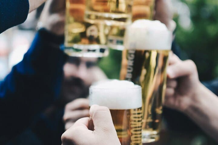 Crazy Prague Night: 10-Beer Private Pub Crawl in Old Town Prague photo 2