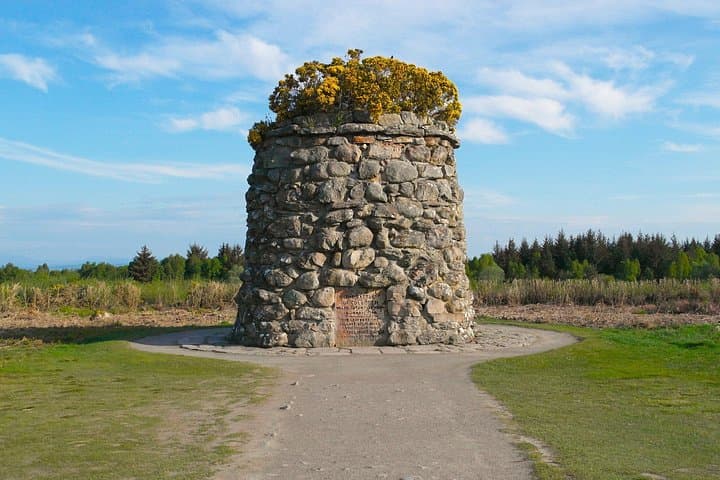 Full-Day Outlander Tour from Inverness: Clava Cairns, Culloden & Cawdor Castle photo 3