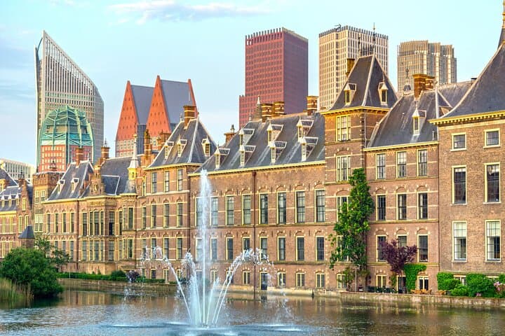 Crack The Hague: Self-Guided Scavenger Hunt and Audio Tour of the City’s Highlights