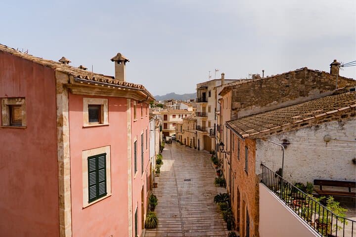 Palma de Mallorca Scavenger Hunt: Self-Guided City Highlights Tour photo 2