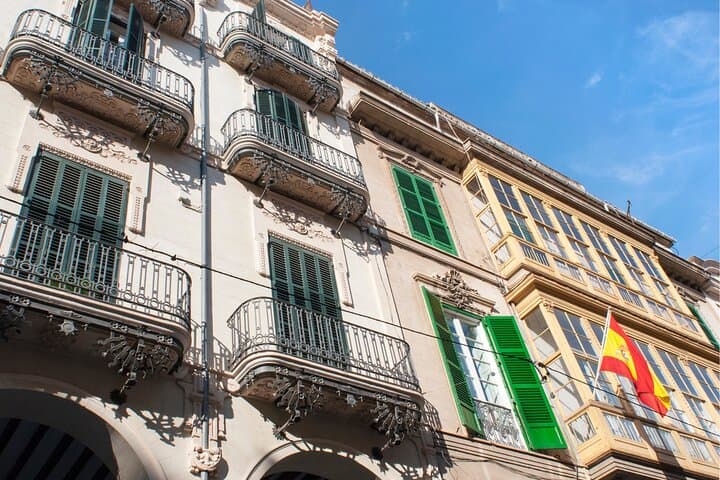 Palma de Mallorca Scavenger Hunt: Self-Guided City Highlights Tour photo 4
