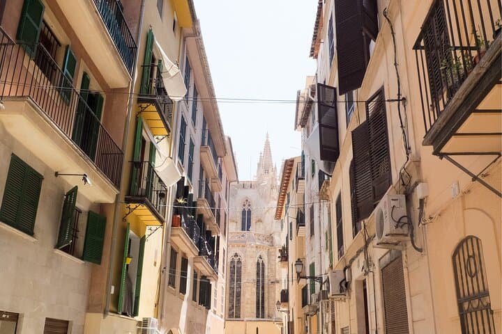 Palma de Mallorca Scavenger Hunt: Self-Guided City Highlights Tour photo 5