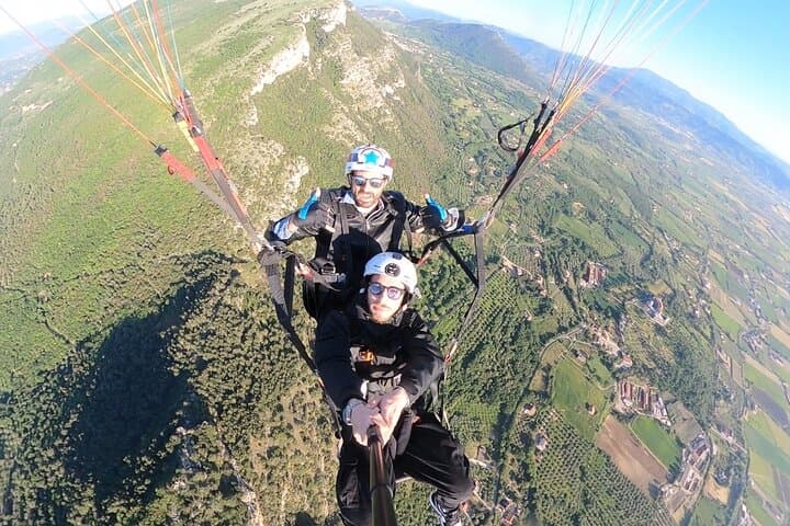 Tandem Paragliding Over Capaccio-Paestum: Soar Above Cilento’s Ancient Coast photo 2