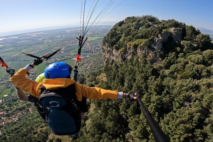Tandem Paragliding Over Capaccio-Paestum: Soar Above Cilento’s Ancient Coast photo 6