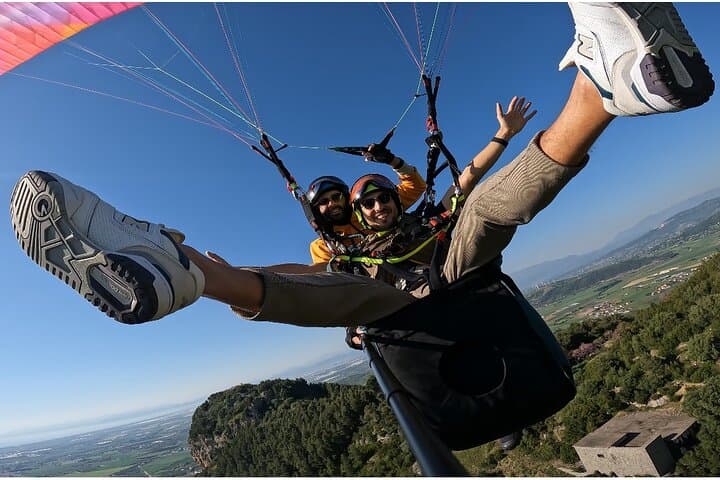 Tandem Paragliding Over Capaccio-Paestum: Soar Above Cilento’s Ancient Coast