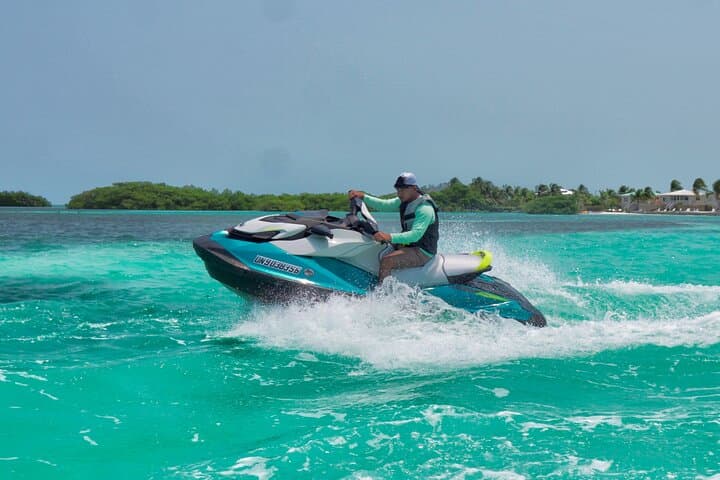 JetSki Rental in the Cayes of San Pedro: Ambergris Caye Sea-Doo Experience