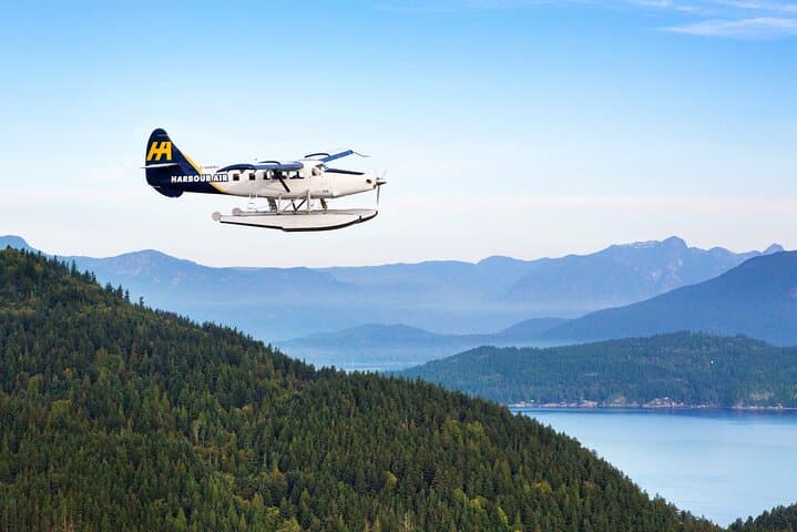 Vancouver to Whistler Scenic Seaplane Transfer — 40‑Minute Harbour Air Flight photo 4