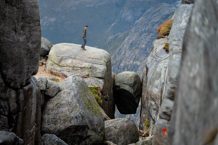 Private Guided Hike to Kjeragbolten from Stavanger photo 2
