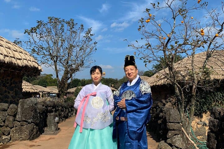 Hanbok Experience and Seasonal Day Tour in Eastern Jeju: Seongsan Sunrise Peak & Folk Village photo 5
