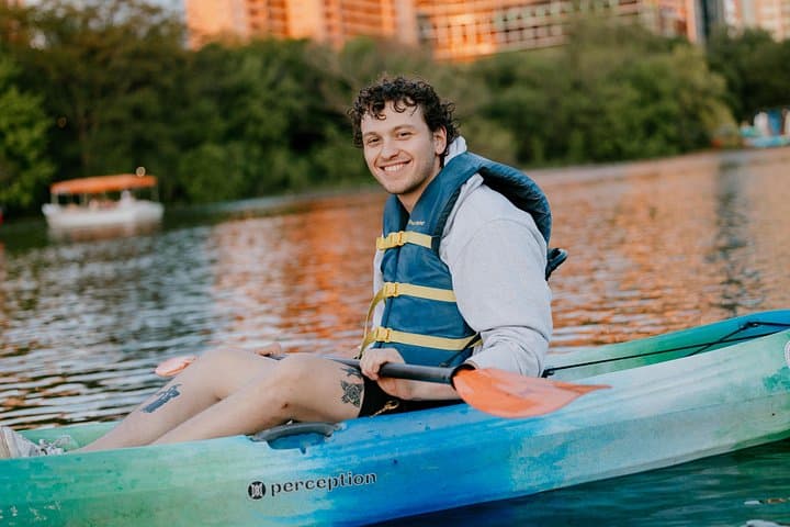 Paddle Lady Bird Lake: Kayak Rentals & Skyline Paddles in Downtown Austin photo 2