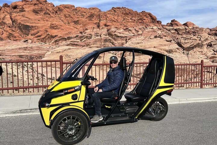 Self-Drive Red Rock Canyon Scenic Loop — Electric Car Rental from Las Vegas photo 1