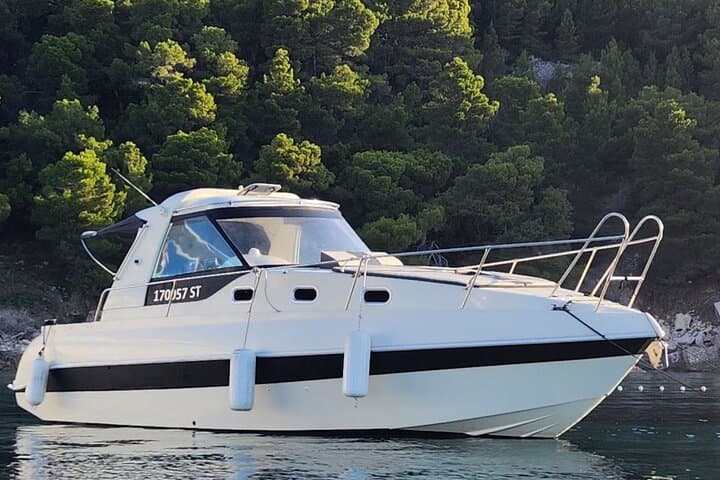 Private 5-Island Adriatic Day Cruise from Split — Brac, Hvar, Pakleni, Solta & Ciovo photo 6