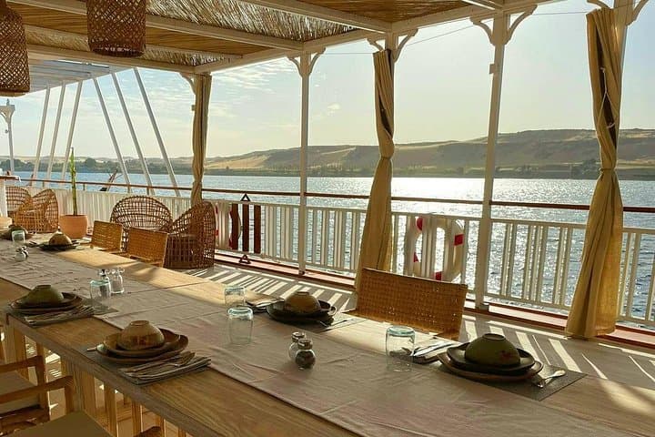 Dahabiya Nile Cruise: 4-Night Aswan to Luxor Cruise with Dendara & Abydos Temples photo 2